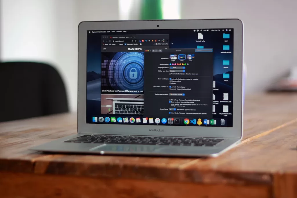 Mid range Laptop - Macbook Air